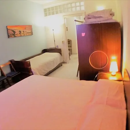 Walkincenter Bed & Breakfast 2*